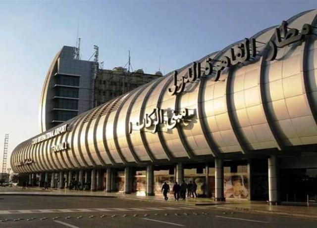   المركز الإعلامي لمجلس الوزراء  ينفي نشوب حريق بمطار القاهرة الدولي