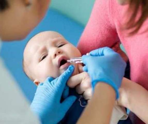 مد حملة التطعيم ضد شلل الأطفال يومين حتى 2 أبريل