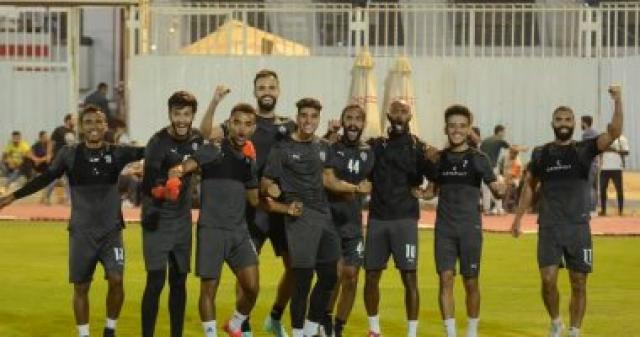 لاعبو الزمالك في التدريب