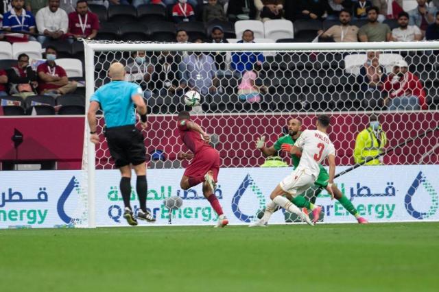 قطر والبحرين في كأس العرب 2021