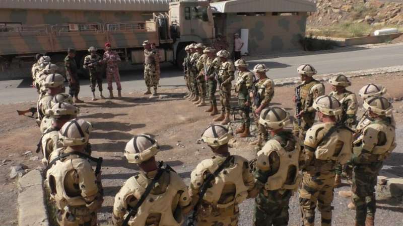 القوات الخاصه المصريه والعمانيه تنفذ التدريب المشترك قلعه الجبل 