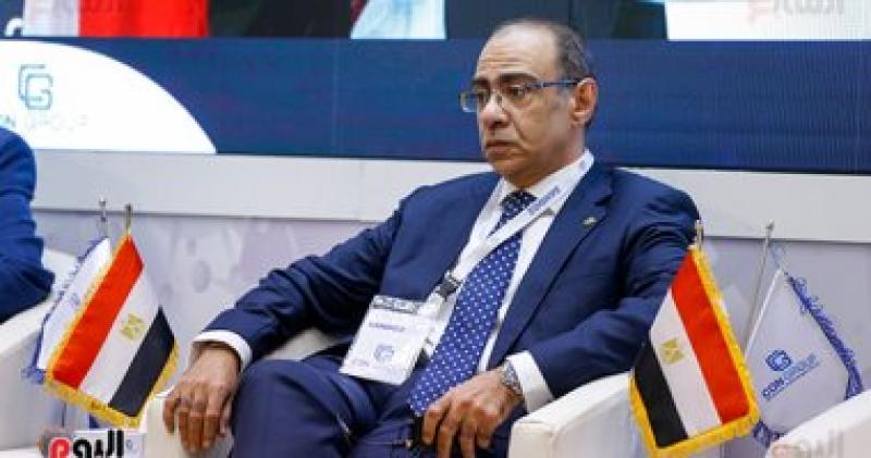الدكتور حسام حسنى رئيس اللجنه العلميه لكورونا بوزاره الصحه
