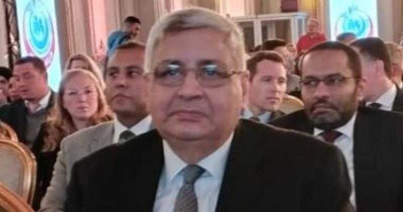 مستشار الرئيس للصحه : الفتره الحاليه تشهد تفشى الانفلونزا والفيروس المخلوى
