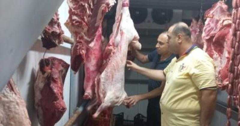 ضبط لحوم مجهوله المصدر وأخرى مذبوحه خارج السلخانه بالأسكندريه