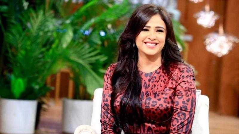 ظهور نادر لشقيقة ياسمين عبد العزيز والجمهور يعلق:اختها أجمل