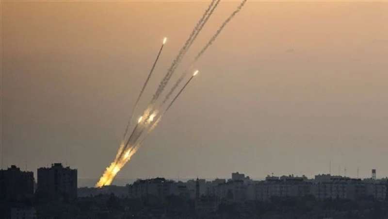 رشقات صاروخية مكثفة من قطاع غزة علي مستوطنات الاحتلال