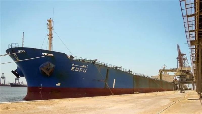 ميناء دمياط يستقبل سفينة مصرية قادمة من روسيا على متنها 60911 طن قمح