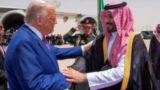صفقات بالمليارات.. ماذا حصد ترامب من الخليج في 4 أيام؟ | إنفوجراف