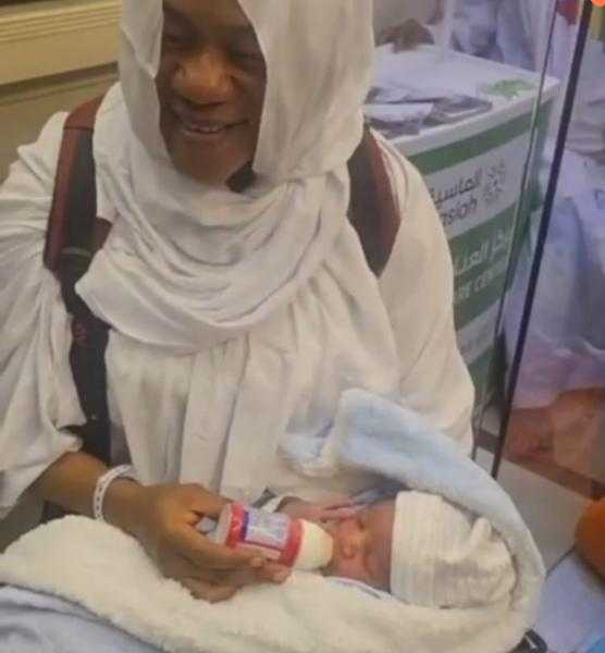قصة ولادة في الحج.. دموع الفرح ترافق حاجة ومولودها في جبل الرحمة