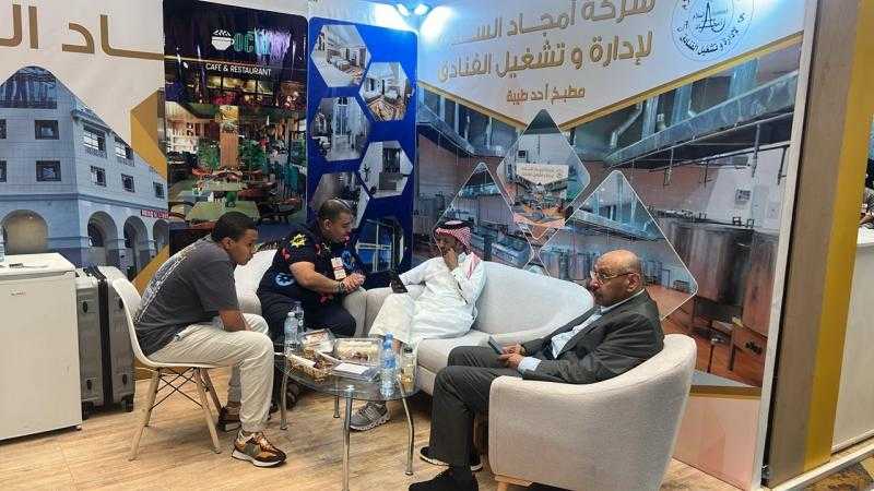 إقبال كبير على الجناح المصري في الملتقى الدولى رقم ٢٤ للسياحة العربية والعمرة بالجزائر