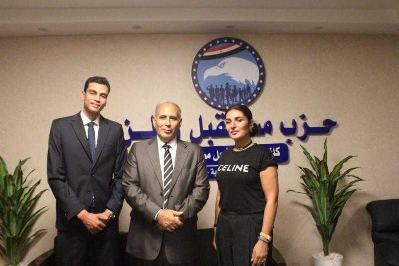 مستقبل وطن بالإسكندرية يكرم أمير أبو الفتوح تقديرًا لجهوده في خدمة المجتمع