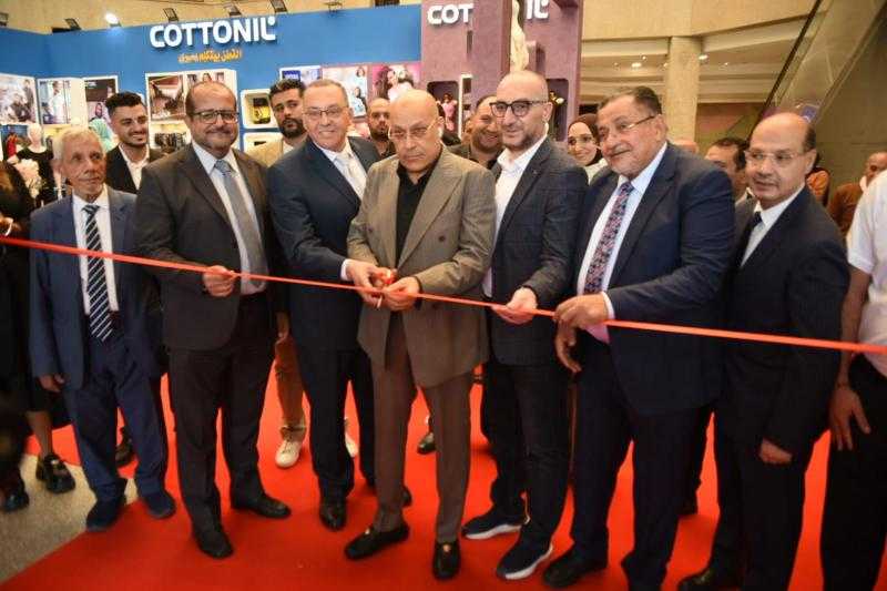 وفود وبعثات مشترين من 20 دولة تشارك في معرض «كايرو فاشون اند تكس» الصادرات المصرية