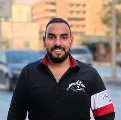 يوسف الأمير.. مسوّق شاب يعرف طريقه للجمهور