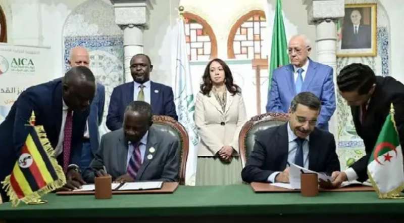 الجزائر وأوغندا