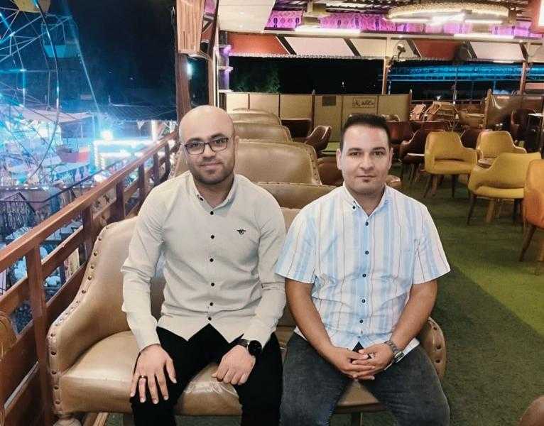 الصحفي إسلام موسى يهنئ المستشار باسم شومان بزفافه