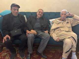 زين السادات يطمئن محبي الكابتن حسن شحاته على حالته الصحية