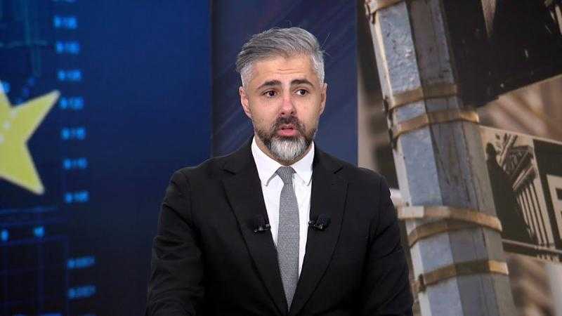 خبير يحذر من دخول الاقتصاد العالمي مرحلة الركود التضخمي | فيديو لـ”أزهري”