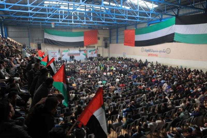 برعاية ”الفارس الشهم3” الإماراتية.. حفل زفاف جماع لـ300 عريس وعروسا بقطاع غزة