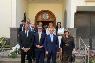 النائب يوسف رشدان يهنئ البابا تواضروس الثاني بعيد القيامة المجيد من قلب الكاتدرائية المرقسية