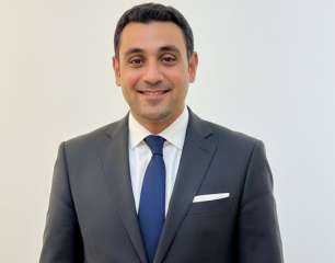 محمود الحلفاوي يقدم حزمة مقترحات لتطوير البورصة المصرية بعد تعيين قيادة جديدة