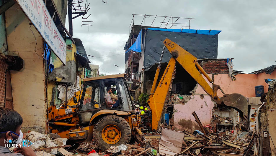 مصرع 15 شخصا فى انهيارات أرضية بمدينة مومباى الهندية