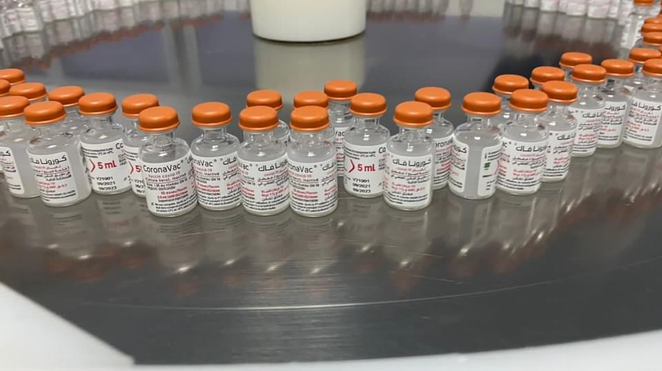 الجزائر تدشن أول إنتاج للقاح ضد كورونا محلي الصنع