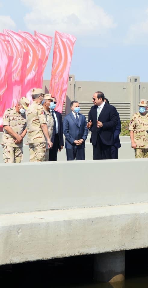الرئيس عبدالفتاح السيسي خلال افتتاح محطة معالجة مياه مصرف بحر البقر 
